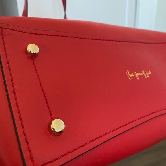 Coach x Selena Gomez - Picture 10 of 12